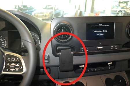 Brodit Förstärkt ProClip, Mercedes Benz Sprinter 19- i gruppen Billjud / Vad passar i min bil / Mercedes / Sprinter / Sprinter 2019-2023 hos Winn Scandinavia AB (240213556)