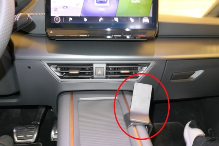 Brodit ProClip, Cupra/Seat i gruppen Billjud / Vad passar i min bil / Cupra / Born / Born 2021-2025 hos Winn Scandinavia AB (240835734)