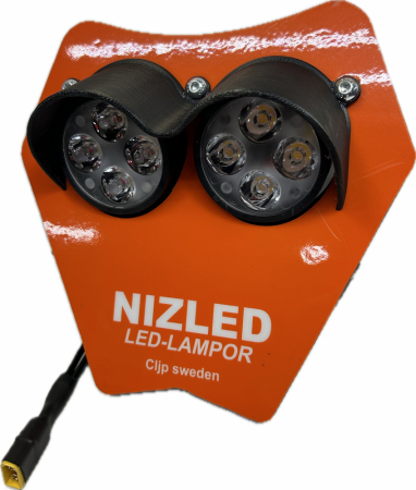 Dubbelljus 80w KTM 2-takt 2024-, orange dekal, varmvit, 2xE405k NIZLED i gruppen Billjud / LED-Belysning / Enduro / Vad passar min hoj / KTM / 2024- / 2-takt hos Winn Scandinavia AB (871KTM24E40F2T5K)