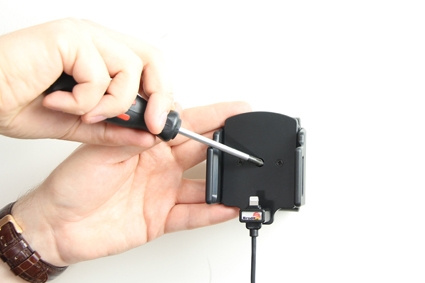 Brodit Aktiv hållare med USB-kabel och cigg-adapter, Apple iPhone 12 Mini/13 Mini/5/5C/5S/SE