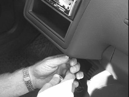 Brodit ProClip, Volkswagen Polo 00-01