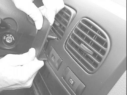 ProClip Monteringsbygel Kia Rio 01-05, Centrerad