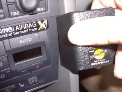 Brodit ProClip, Audi A4 Cabriolet/S4 Cabriolet 02-07