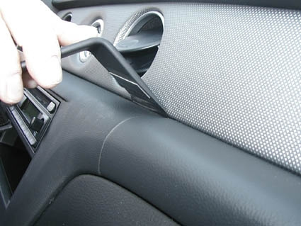 Brodit ProClip, Mitsubishi Outlander 03-06
