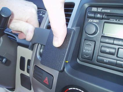 ProClip Monteringsbygel Toyota LandCruiser 90 03-05, Centrerad