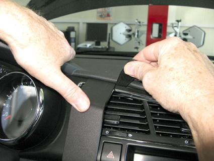 Brodit ProClip, Peugeot 3008 09-16