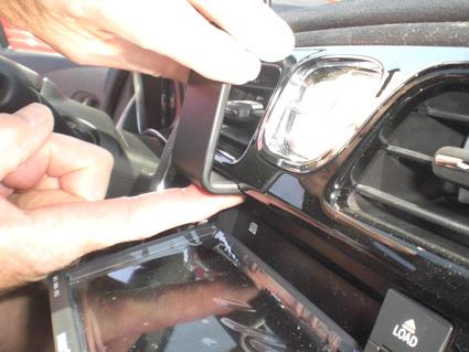 ProClip Monteringsbygel Chrysler 200/Chrysler 200 Convertible 11-14, Centrerad