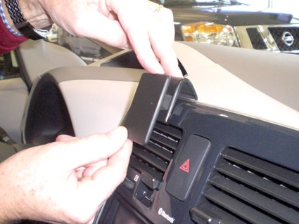 Brodit ProClip, Nissan Leaf 11-17