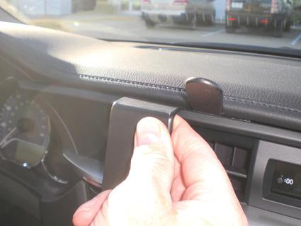 ProClip Monteringsbygel Toyota Corolla 14-15, Centrerad