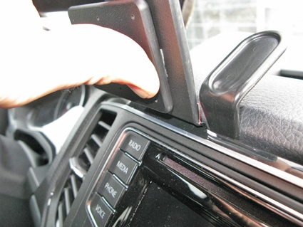 Brodit ProClip, Volkswagen Amarok 17-23