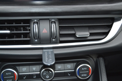 Brodit ProClip, Alfa Romeo Stelvio 16-
