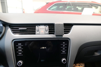 Brodit ProClip, Skoda Octavia III 18-21
