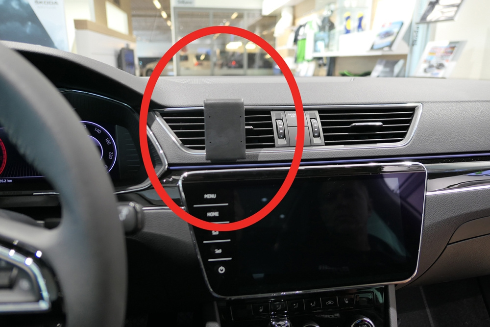 Brodit ProClip, Skoda Superb 20-23