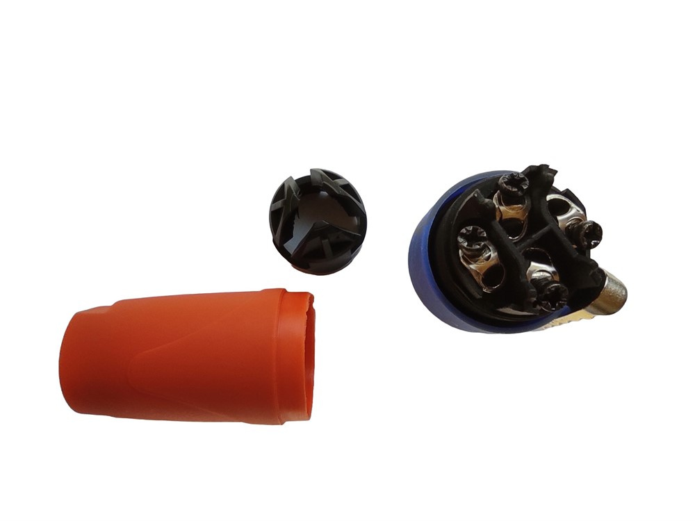 Speakon 4-polig snabbkontakt till högtalare, styck