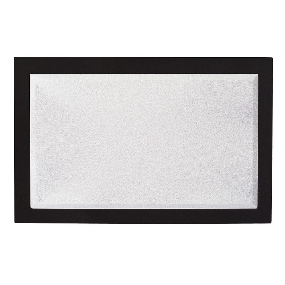 DLS Flatsub 8.2 vägghängningsbar aktiv subwoofer, mattsvart