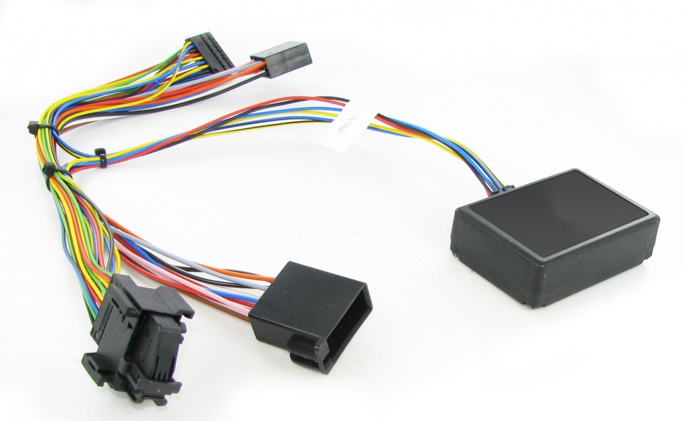 Video In Motion-Kablage mercedes Comand 2.0/APS CD