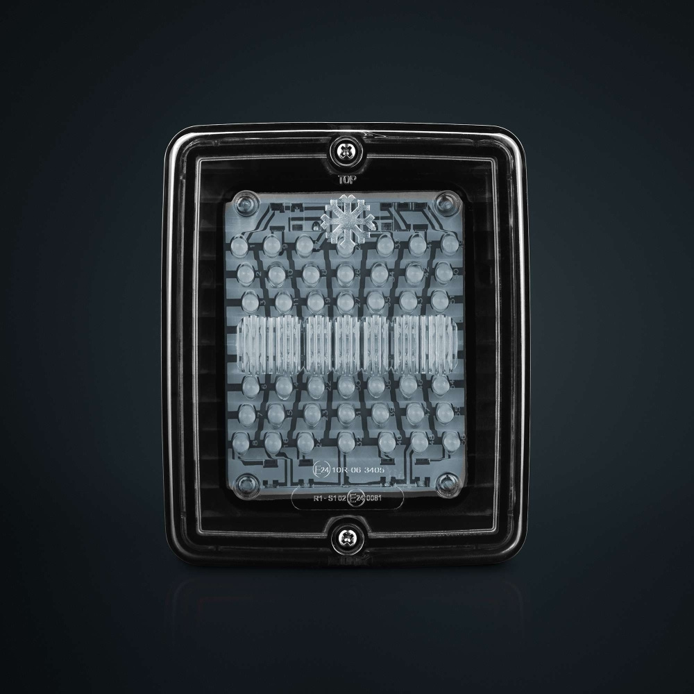 Strands Ize LED Bakljus