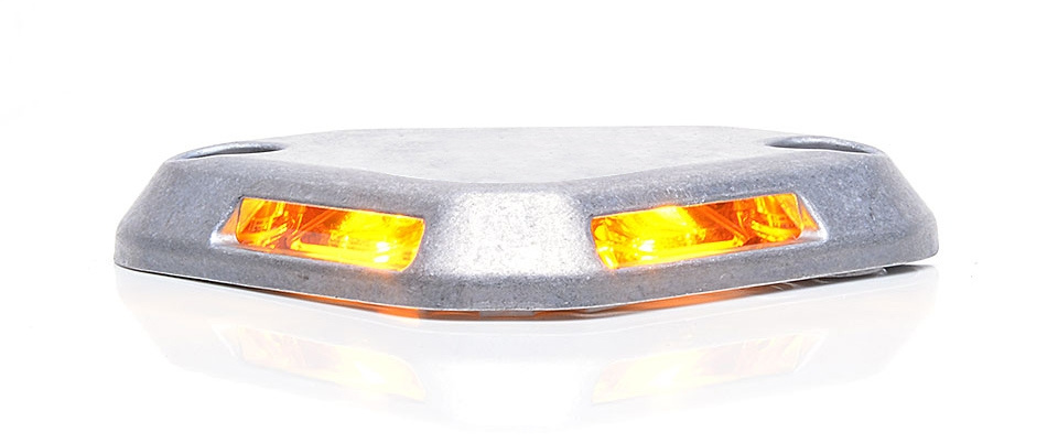 Strands Riktat Blixtljus Till Baksida