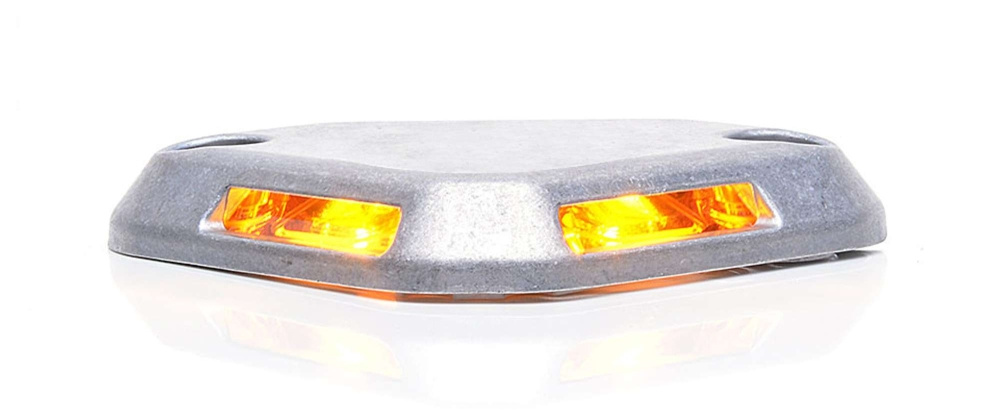 Strands Riktat Blixtljus Till Baksida