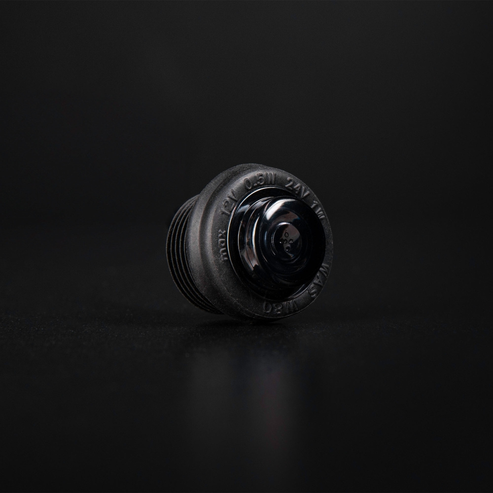 Strands Freedom Black Raven Positionsljus Röd