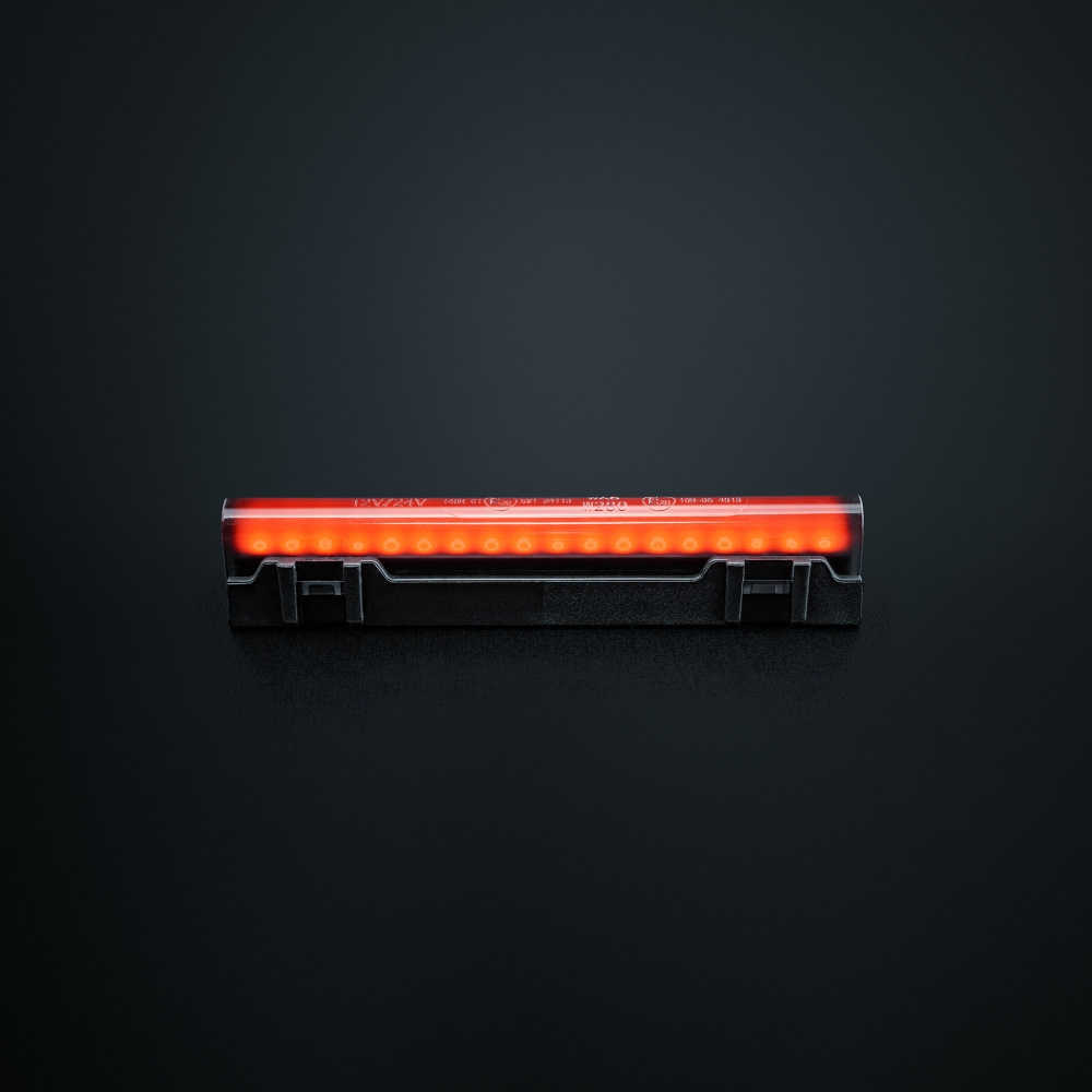 Strands Freedom Dark Line Rött Positionsljus