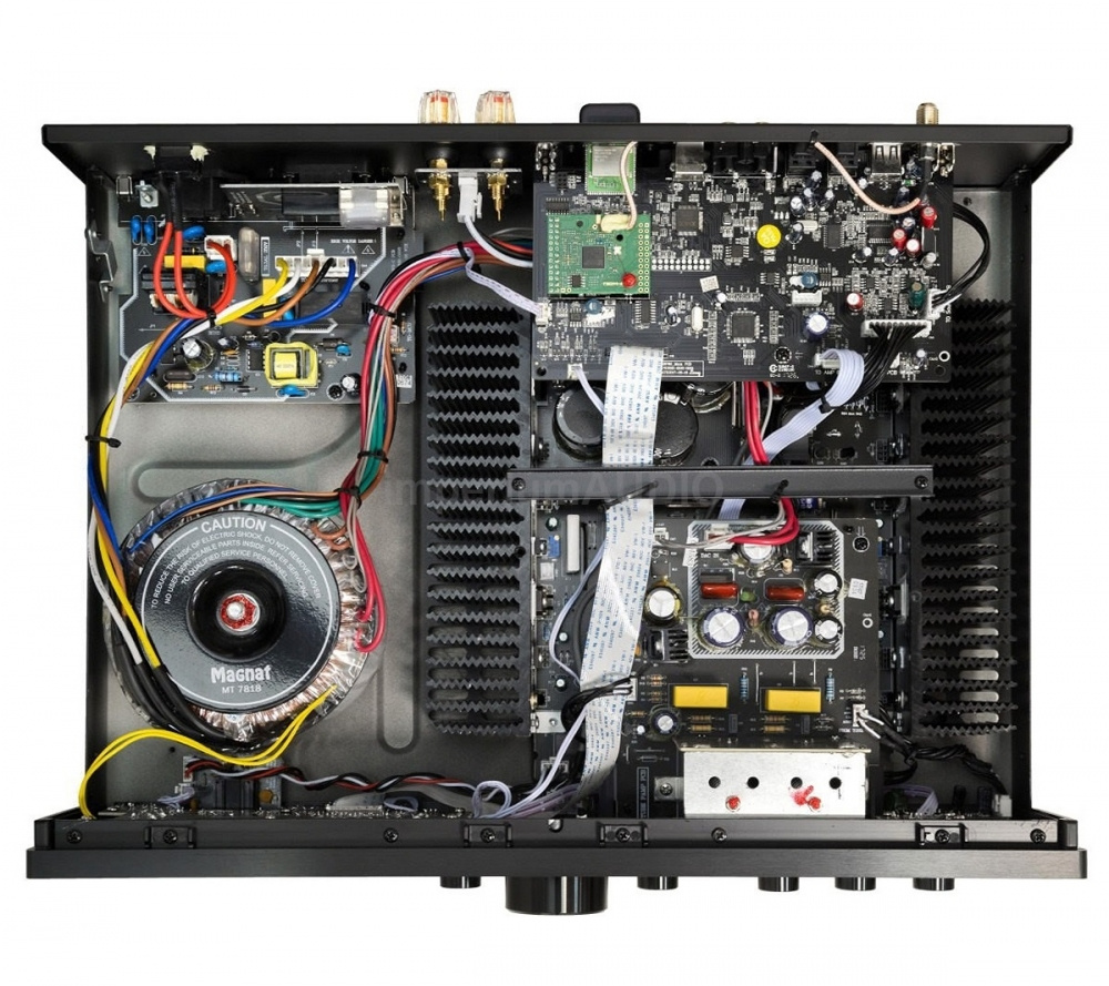 Magnat MR780, stereoreceiver med rör